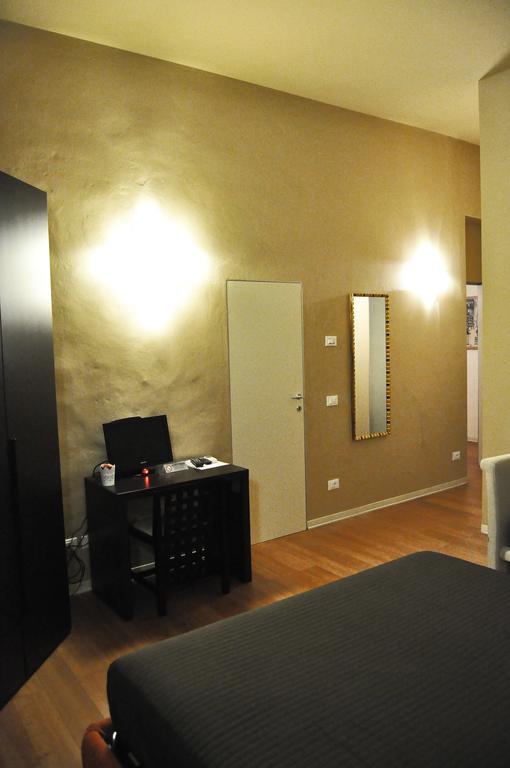 B&B Al Canto Del Cavour ピストイア 部屋 写真