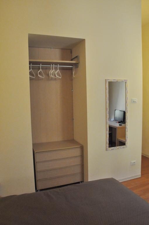 B&B Al Canto Del Cavour ピストイア エクステリア 写真